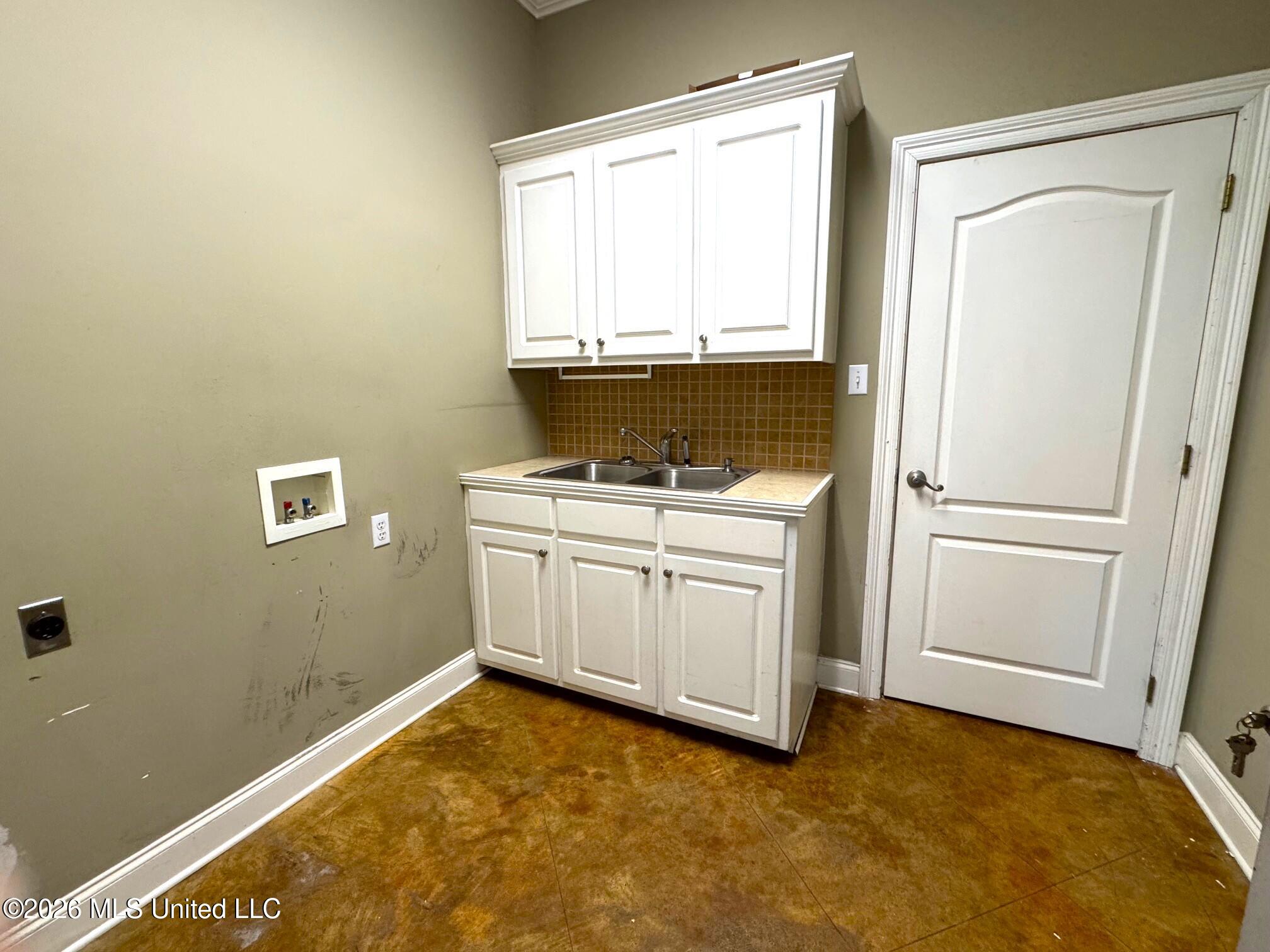 1038 Deerfield Road Summit, MS 39666 - Photo 30 of 32 Utility