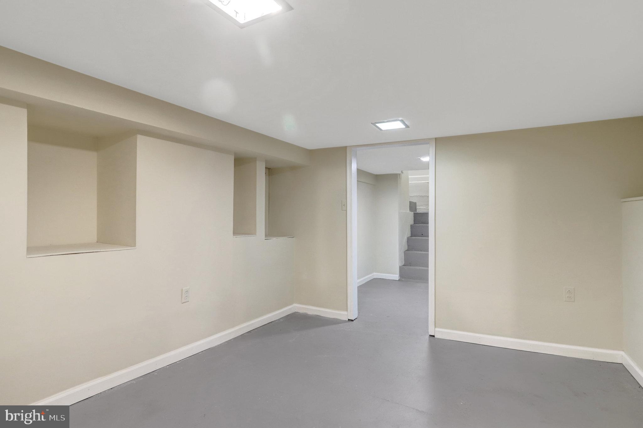 2621 2nd Road North Arlington, VA 22201 - Photo 31 of 44 a view of an empty room