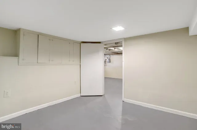 a view of empty room