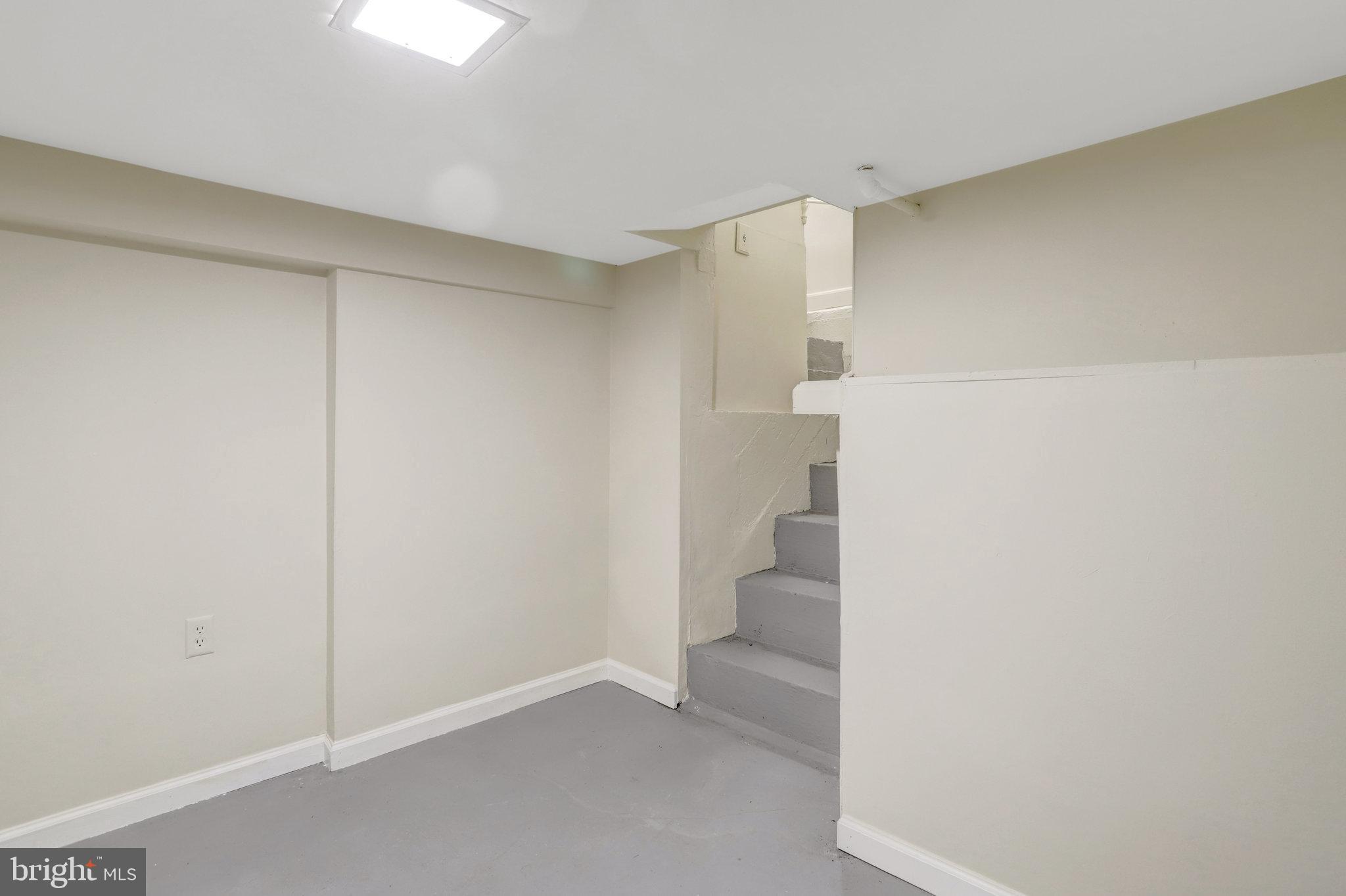 2621 2nd Road North Arlington, VA 22201 - Photo 34 of 44 a view of an empty room