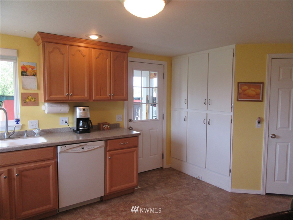 2634 East Badger Road Everson, WA 98247 - Photo 3 of 25 Gallery Image 3