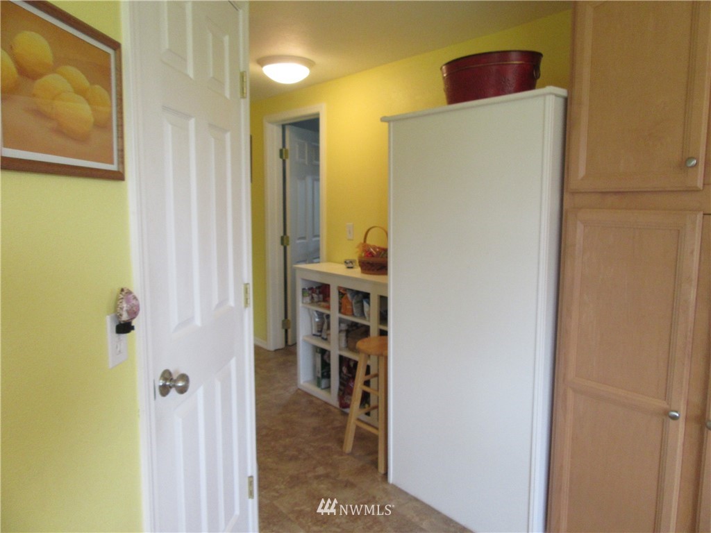 2634 East Badger Road Everson, WA 98247 - Photo 4 of 25 Gallery Image 4