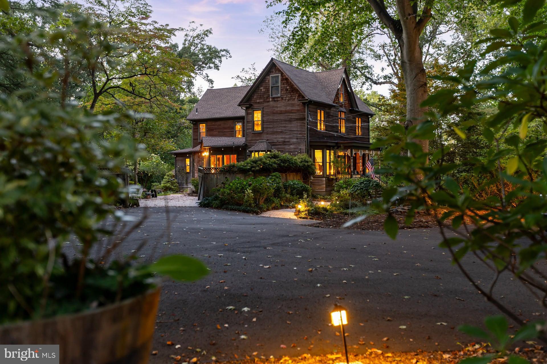 320 Center Street Sewell, NJ 08080 - Photo 11 of 62 Gallery Image 11