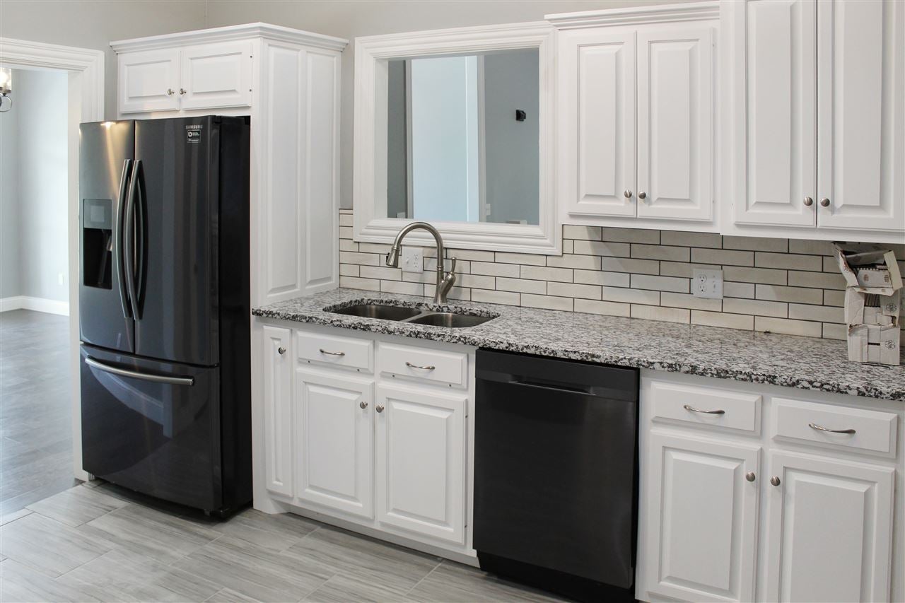 402 Autumn Ridge Road Glasgow, KY 42141 - Photo 10 of 35 Gallery Image 10