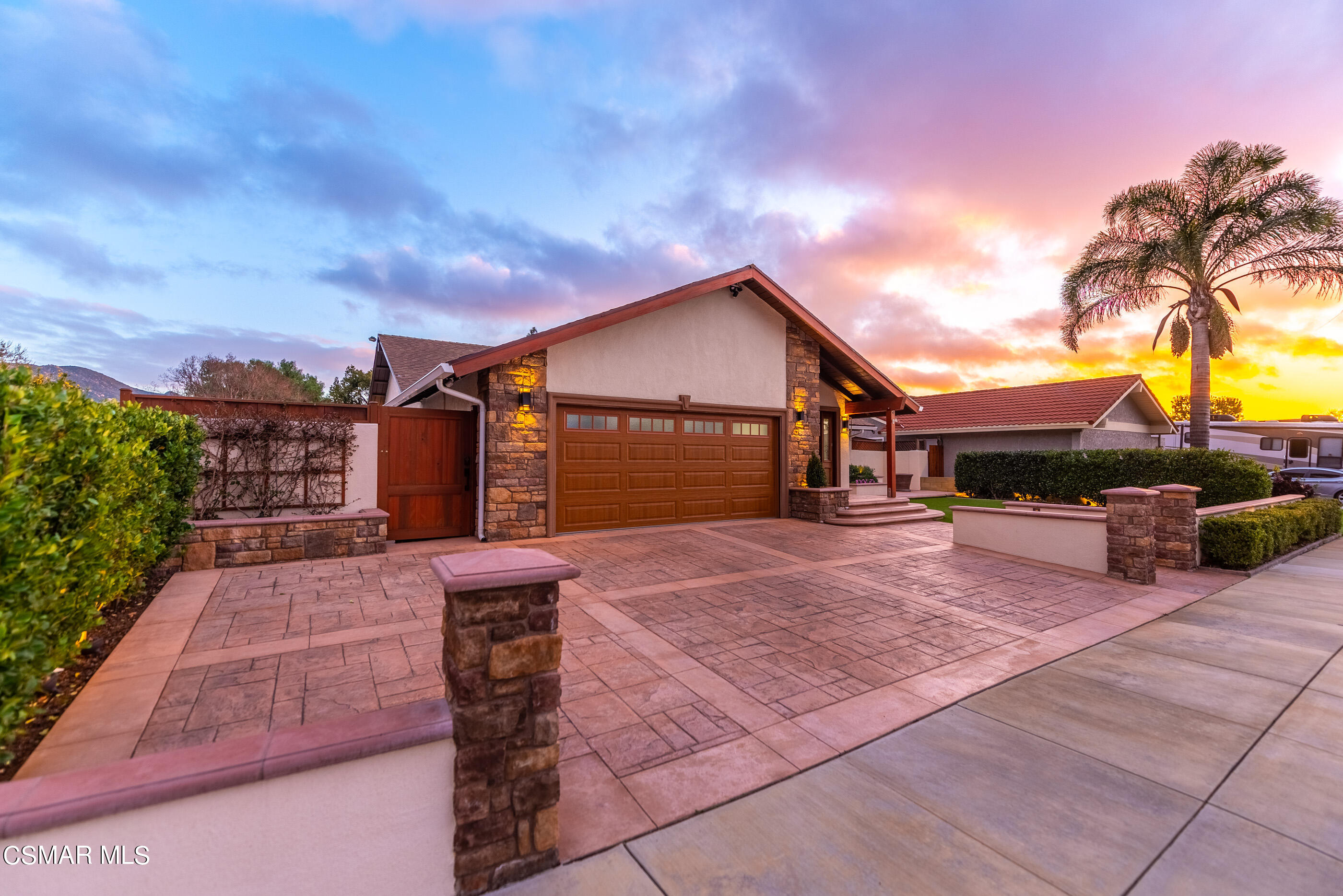 5990 Fearing Street Simi Valley, CA 93063 - Photo 4 of 93 5990 Fearing St. Simi Valley 93063