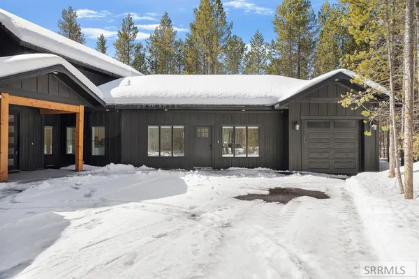 $2,775,000 | 3650 Redtail Street, Island Park, ID 83429