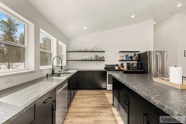 $2,775,000 | 3650 Redtail Street, Island Park, ID 83429