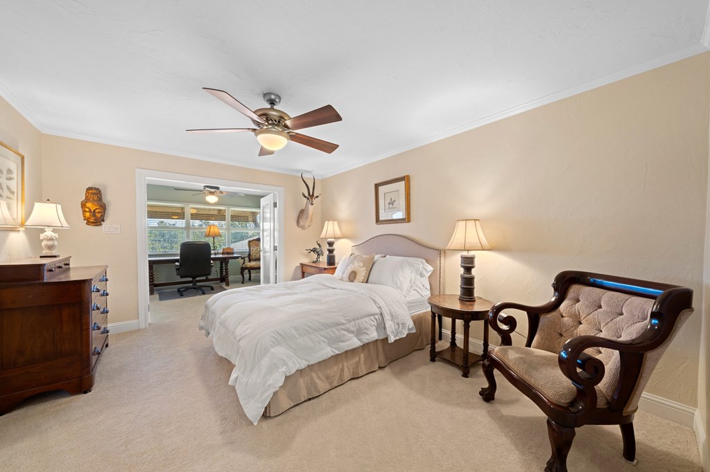 407 Spring Mill Drive Kerrville, TX 78028 - Photo 16 of 38