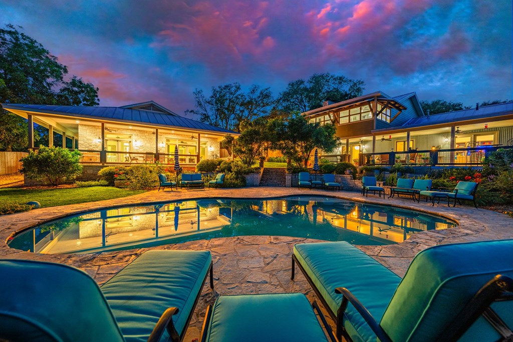 407 Spring Mill Drive Kerrville, TX 78028 - Photo 34 of 38