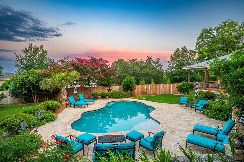 407 Spring Mill Drive Kerrville, TX 78028 - Photo 35 of 38