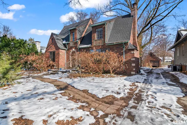 $175,000 | 1516 South Lincoln Avenue, Springfield, IL 62704