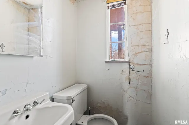 $175,000 | 1516 South Lincoln Avenue, Springfield, IL 62704