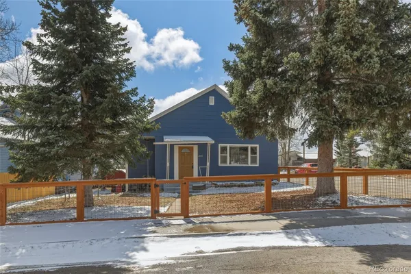 $529,000 | 231 West 8th Street, Leadville, CO 80461