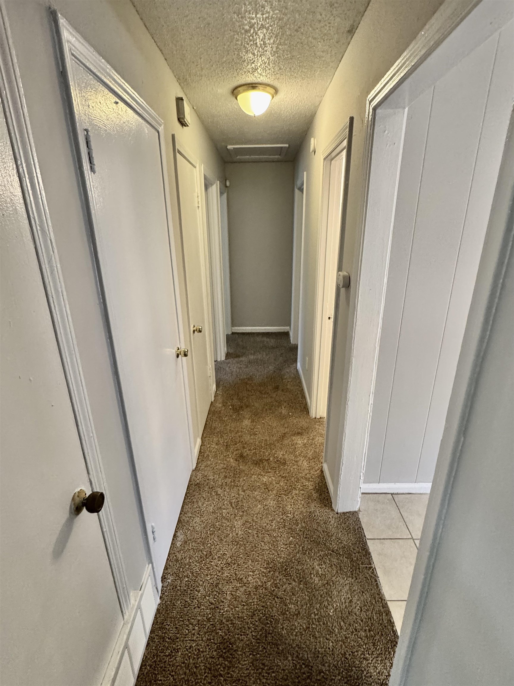 4057 Windermere Road Memphis, TN 38128 - Photo 4 of 14 a view of a hallway