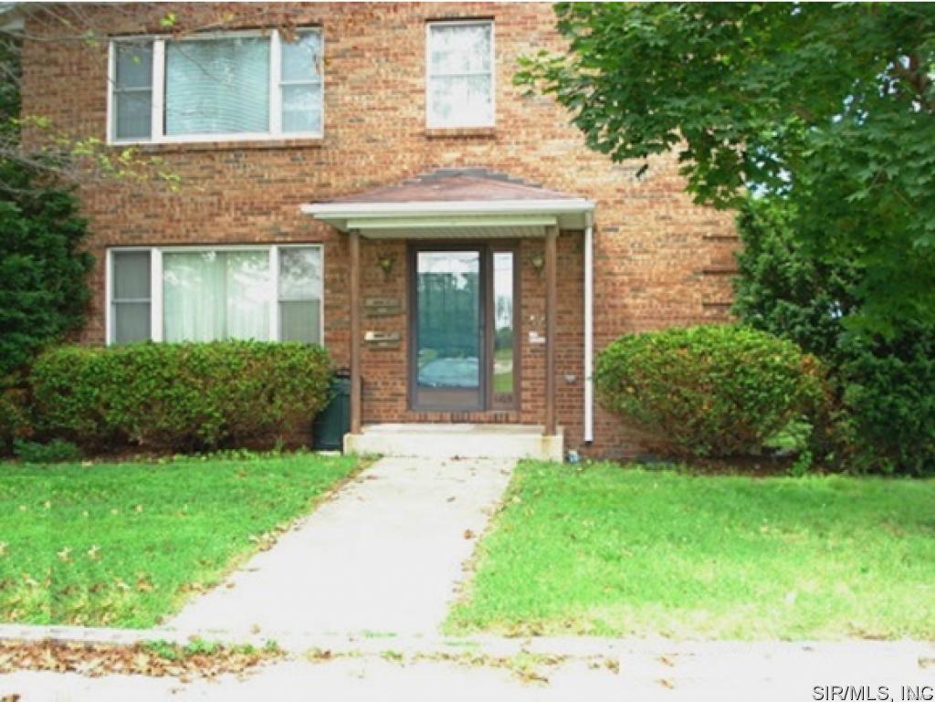 1105 Eisenhower Road, Unit A Mascoutah, IL 62258 - Photo 1 of 10