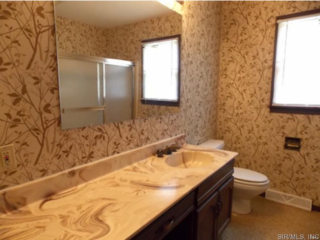1105 Eisenhower Road, Unit A Mascoutah, IL 62258 - Photo 7 of 10