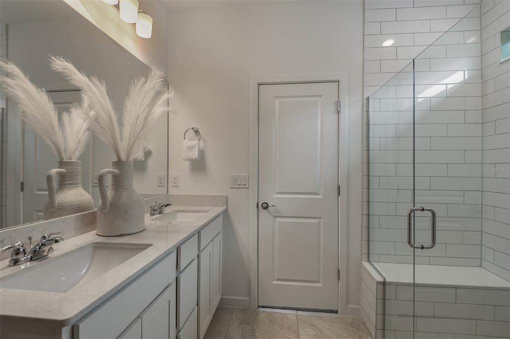 8569 Southwest 65th Street Road Ocala, FL 34481 - Photo 12 of 37