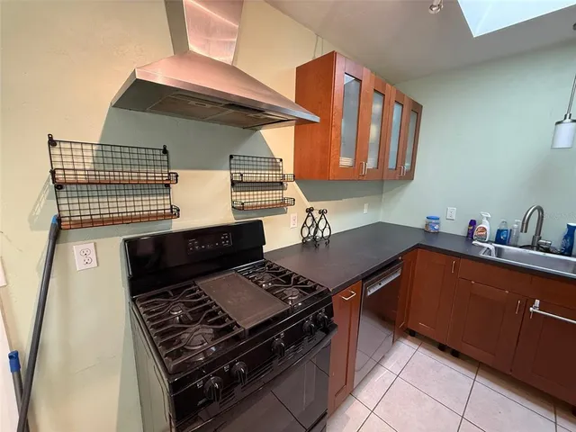 $195,000 | 1020 Northeast 1st Avenue, Gainesville, FL 32601