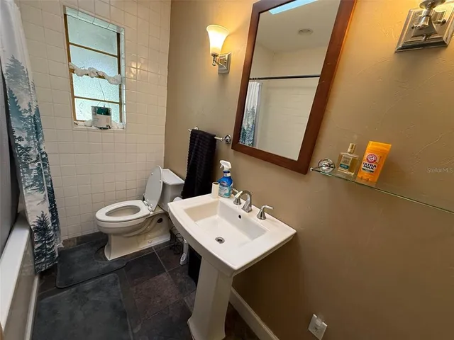 $195,000 | 1020 Northeast 1st Avenue, Gainesville, FL 32601