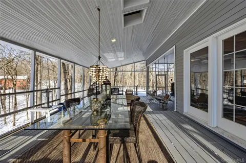 $1,389,750 | 1 Canaan Circle, South Salem, NY 10590