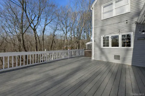 $1,389,750 | 1 Canaan Circle, South Salem, NY 10590