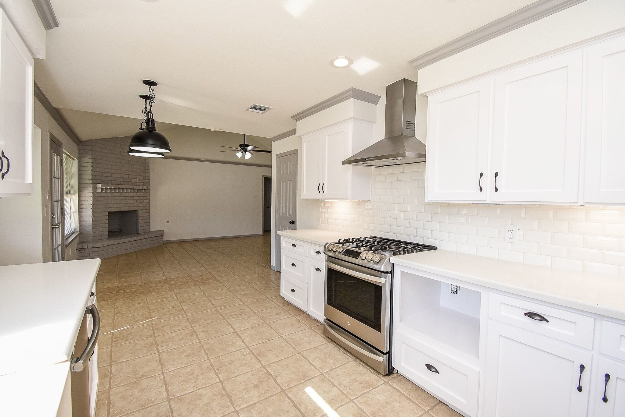 1918 Tulsa Street Deer Park, TX 77536 - Photo 20 of 37