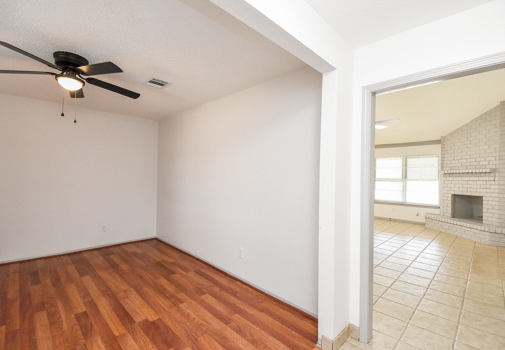 1918 Tulsa Street Deer Park, TX 77536 - Photo 5 of 37