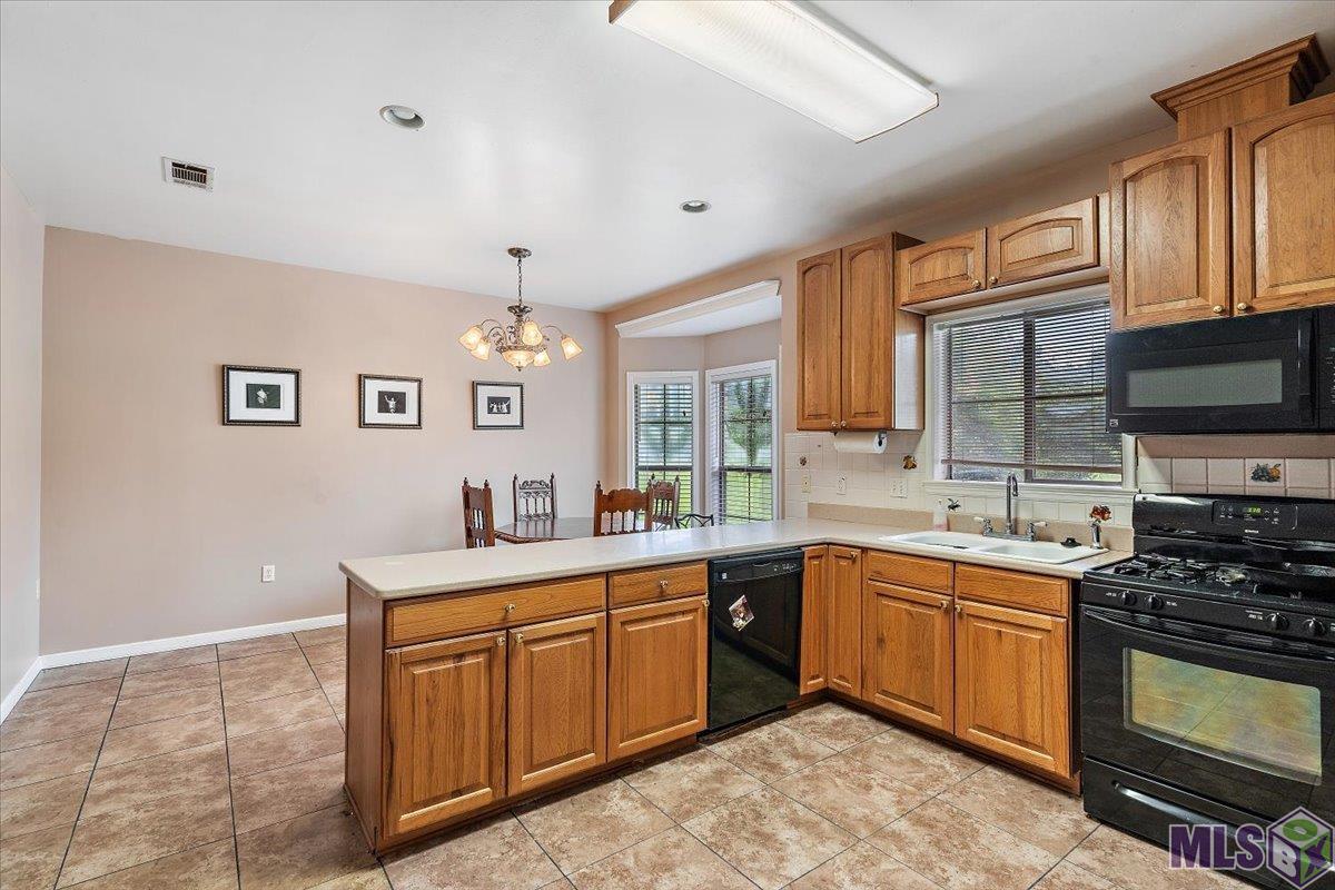 545 Zimmerman Road Zachary, LA 70791 - Photo 3 of 18 Gallery Image 3