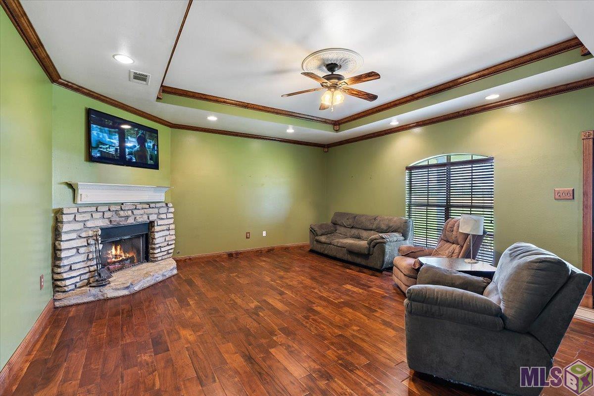 545 Zimmerman Road Zachary, LA 70791 - Photo 5 of 18 Gallery Image 5
