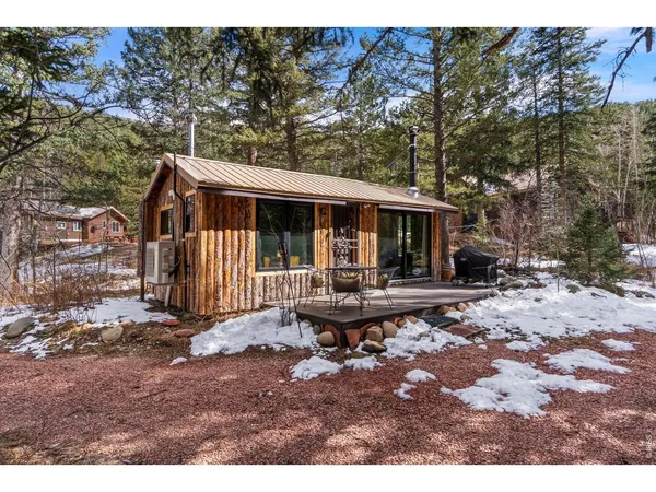 $1,685,000 | 818 Riverside Drive, Lyons, CO 80540