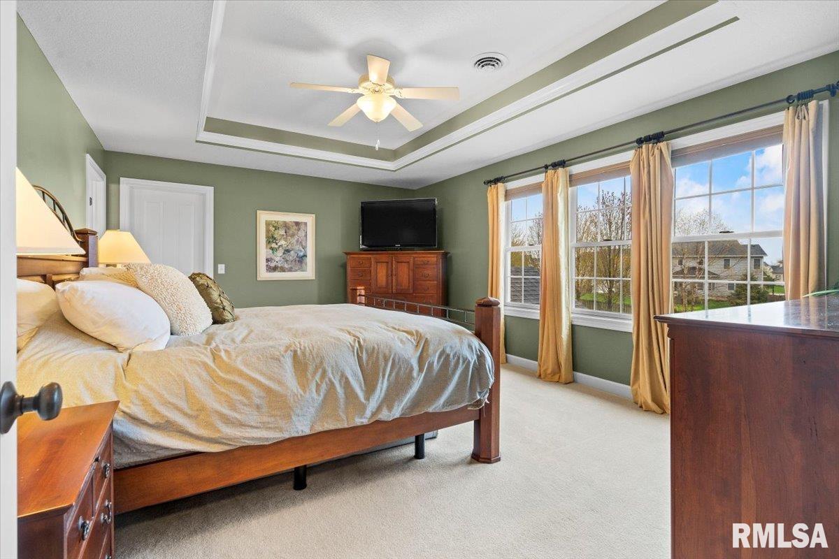 5423 Hugo Road Bettendorf, IA 52722 - Photo 20 of 49 Gallery Image 20