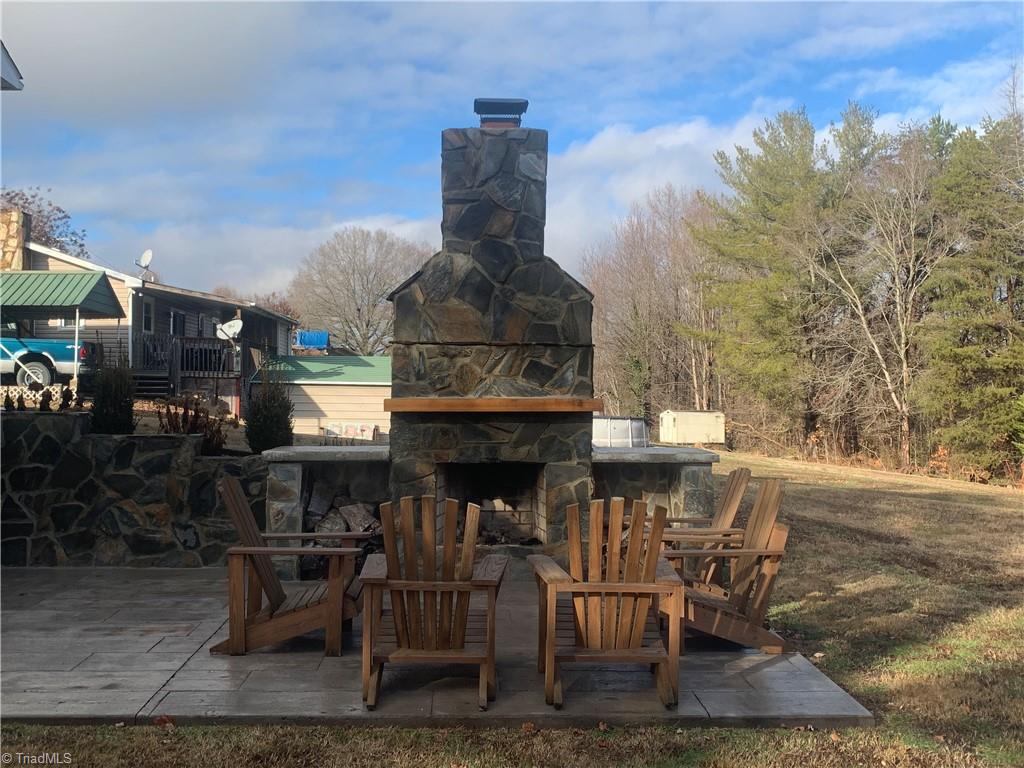 290 Bunker Road Mount Airy, NC 27030 - Photo 20 of 27 Gallery Image 20
