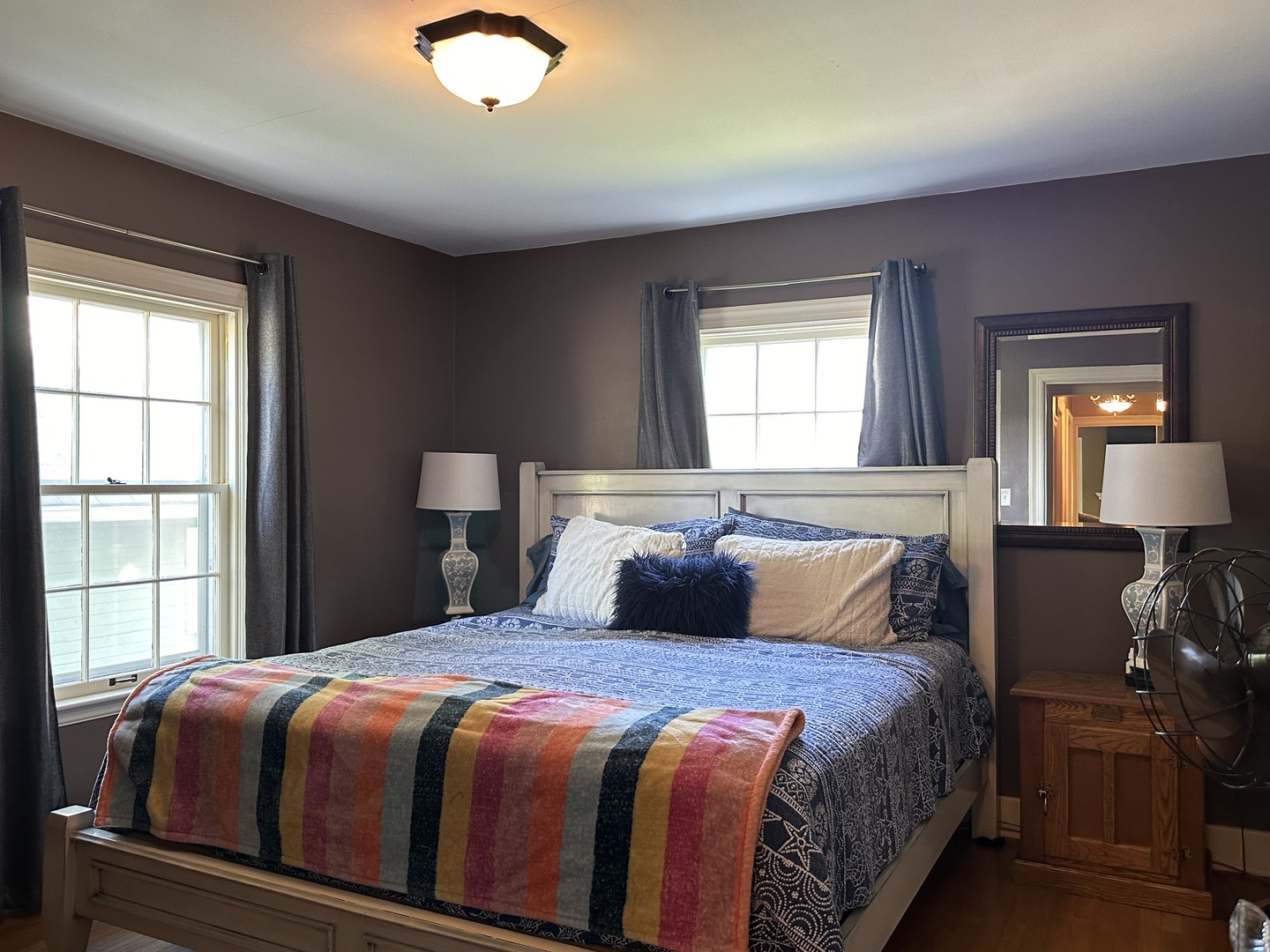 15445 Lincoln Road Morrison, IL 61270 - Photo 12 of 29 a bedroom with a large bed and a window