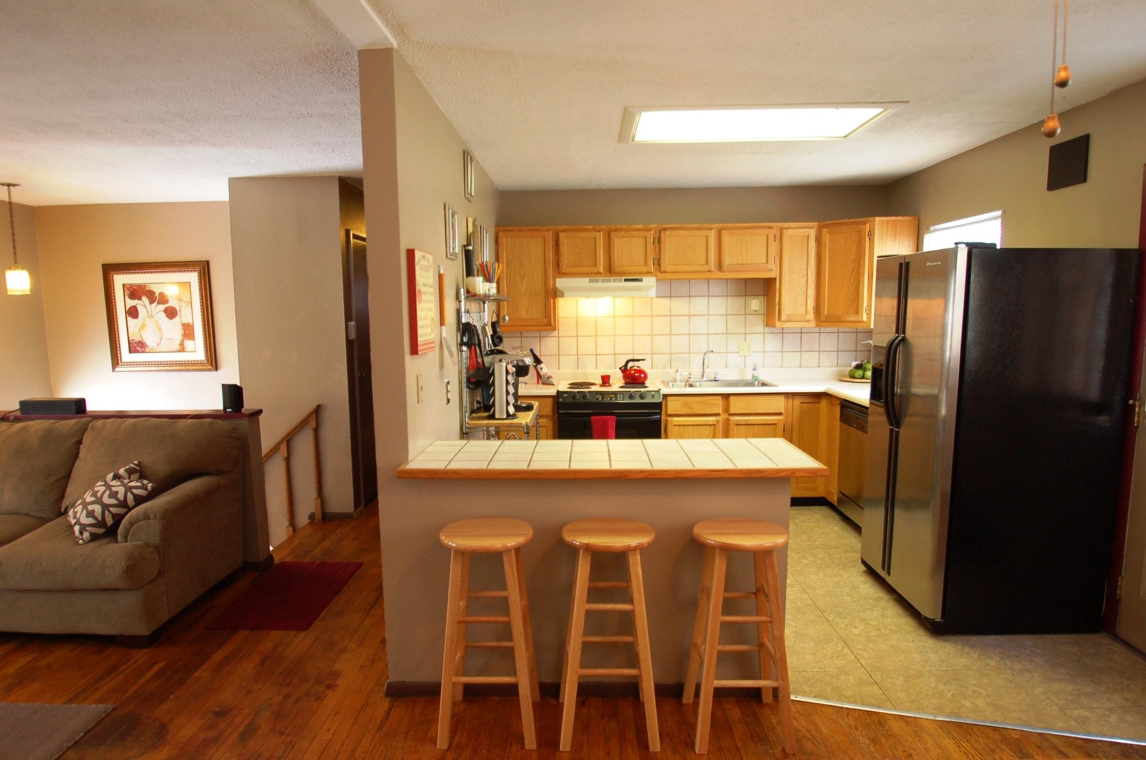 5427 Darcy Road Columbus, OH 43229 - Photo 8 of 27 Gallery Image 8