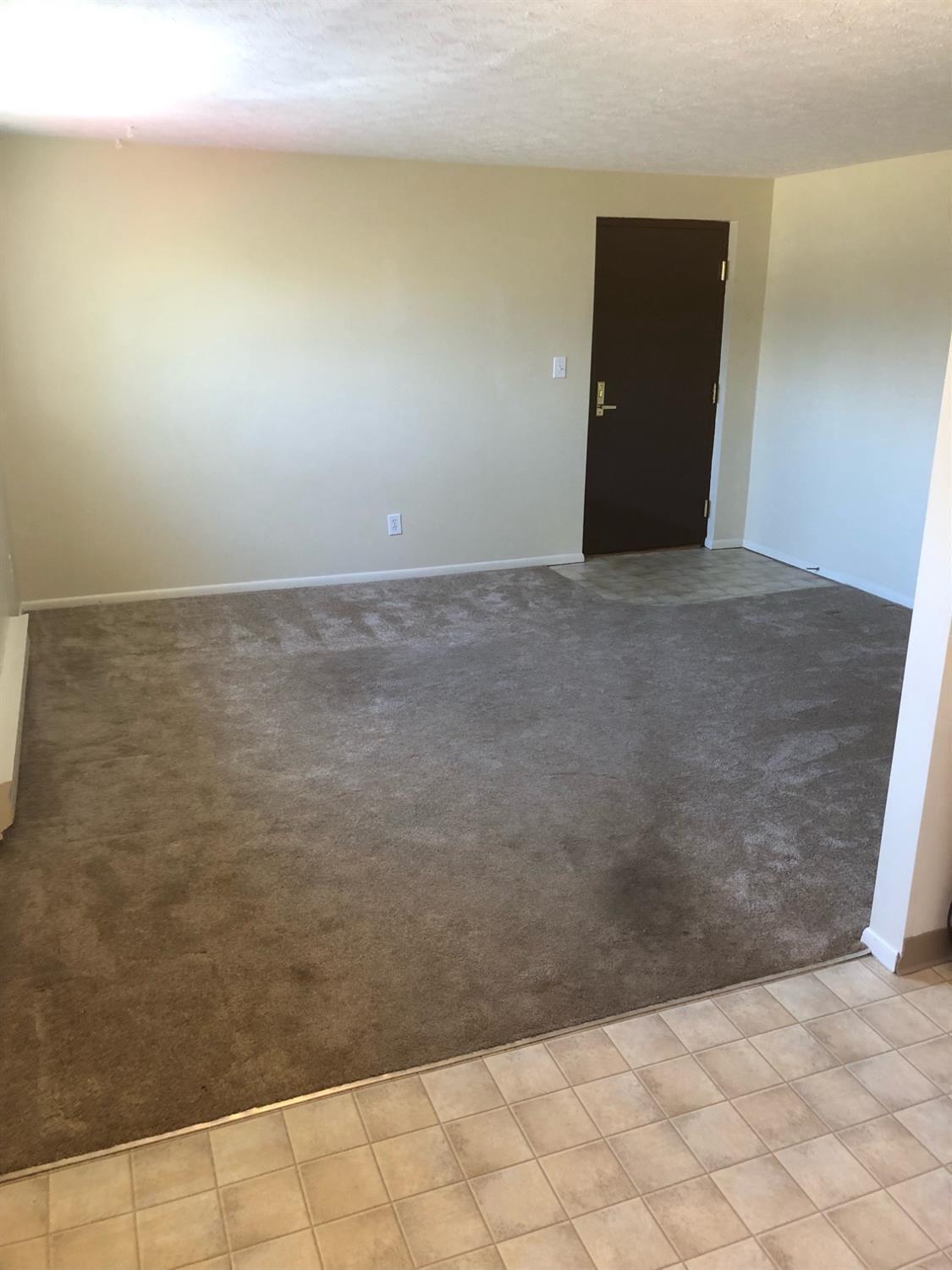 4200 Taylor Road, Unit C12 Batavia, OH 45103 - Photo 3 of 7