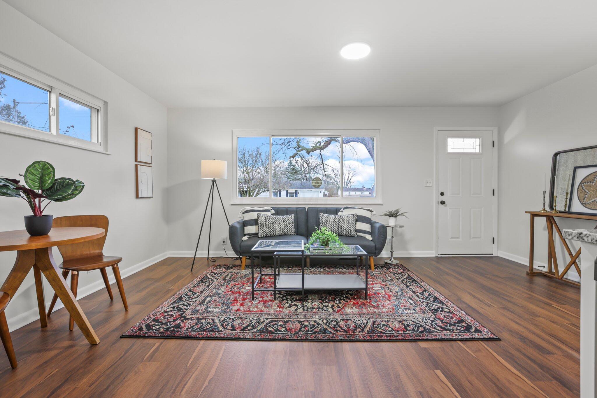 634 Stockbridge Road Columbus, OH 43207 - Photo 11 of 30 13-web-or-mls-0D3A2295