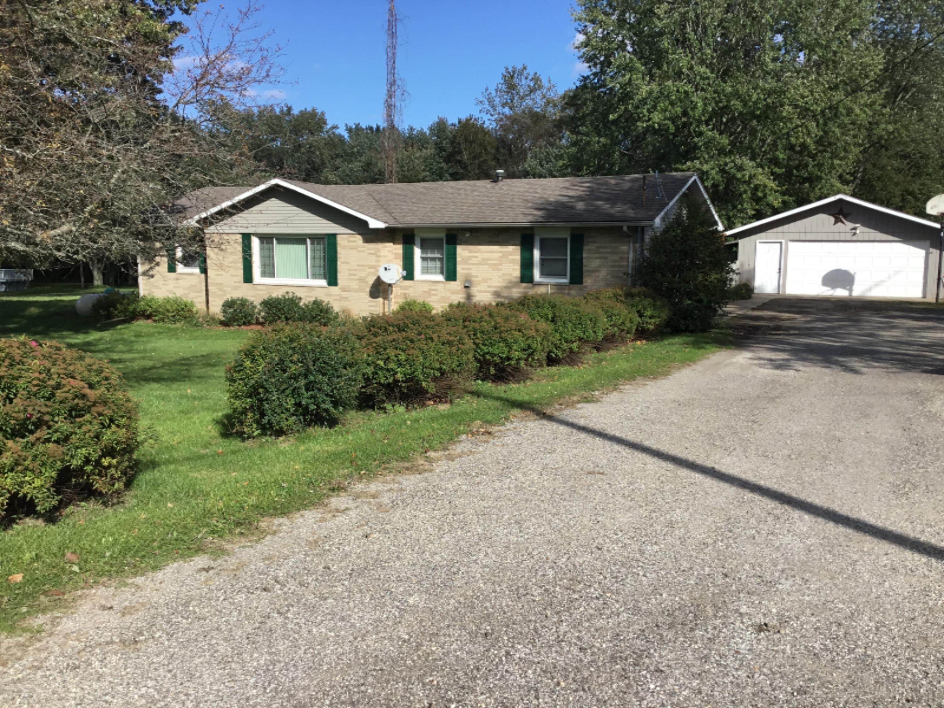 6519 Angling Road Coloma, MI 49038 - Photo 1 of 10 IMG-0474
