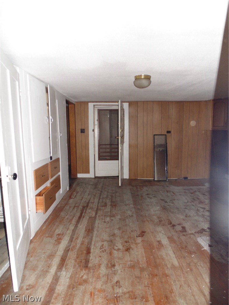 15677 Diagonal Road Lagrange, OH 44050 - Photo 16 of 28