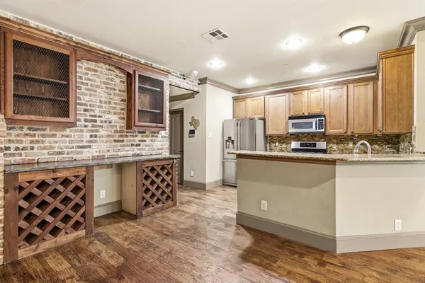 $2,695 | 6836 Livorno Lane, Frisco, TX 75034