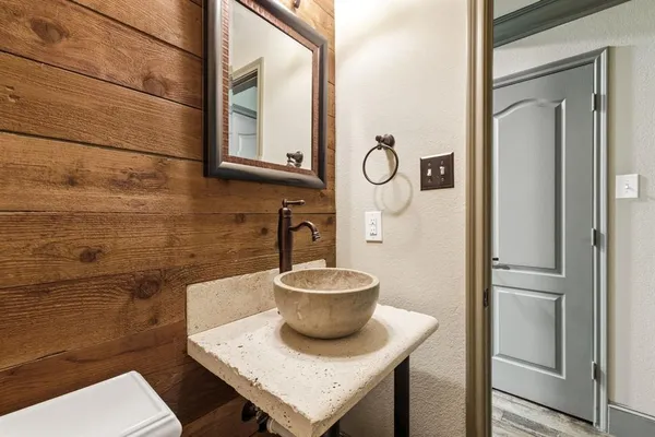 $2,695 | 6836 Livorno Lane, Frisco, TX 75034