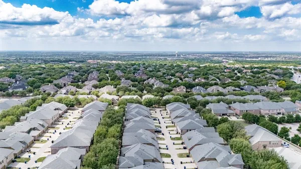 $2,695 | 6836 Livorno Lane, Frisco, TX 75034
