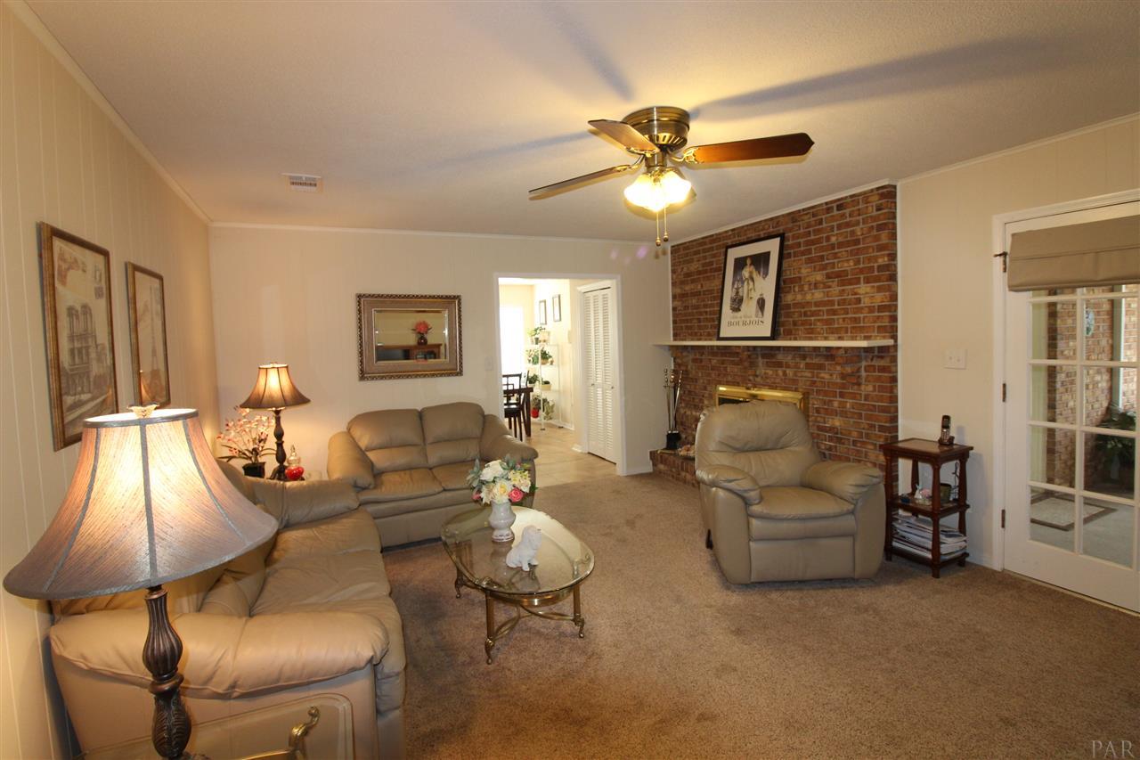 8349 Pilgrim Road Pensacola, FL 32514 - Photo 5 of 47 Gallery Image 5