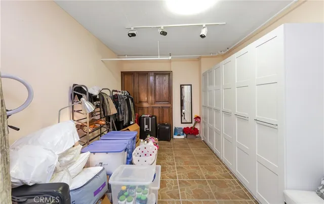 $1,590,000 | 2235 Century Hill, Los Angeles, CA 90067