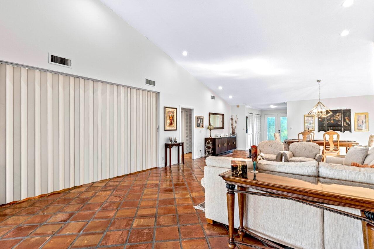 19 Glens Drive West Boynton Beach, FL 33436 - Photo 12 of 69 Den Closed