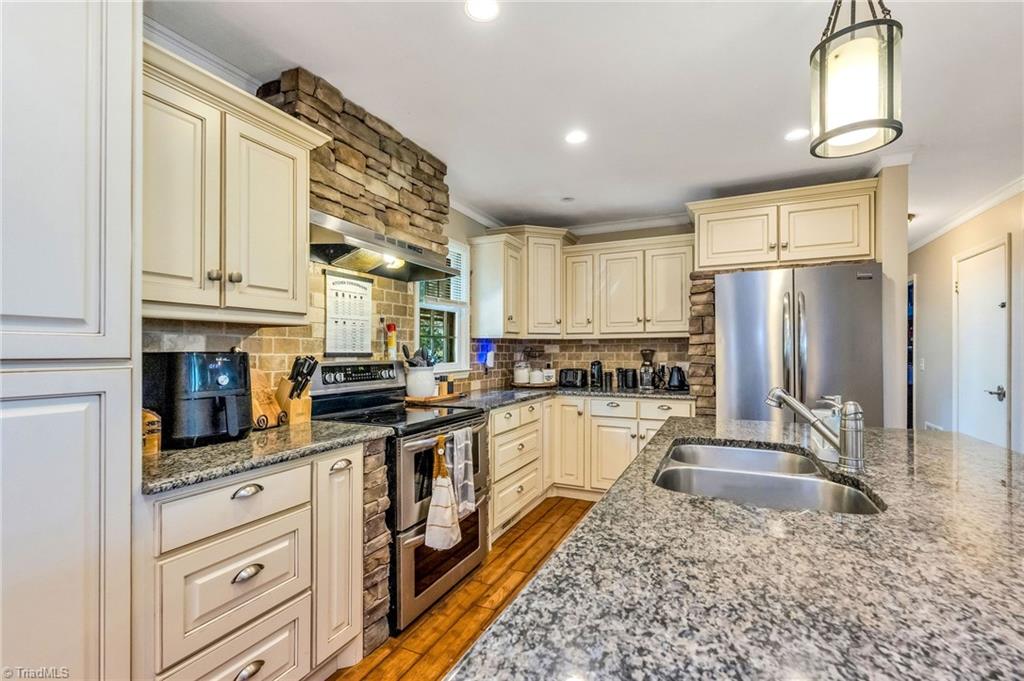 151 Edgewood Ridge Road Wilkesboro, NC 28697 - Photo 20 of 50 Gallery Image 20