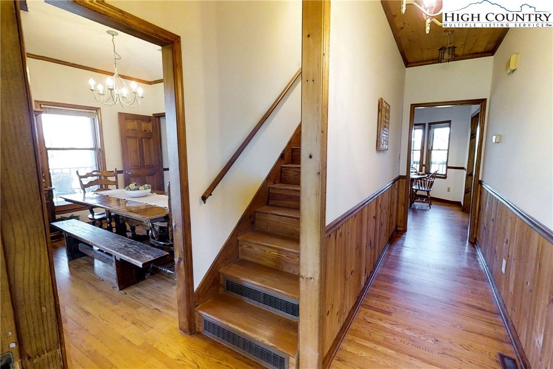 300 Heather Street Boone, NC 28607 - Photo 4 of 25 Gallery Image 4