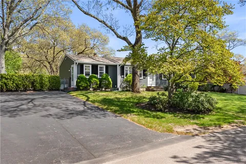 $465,000 | 91 Hilton Road, Warwick, RI 02889