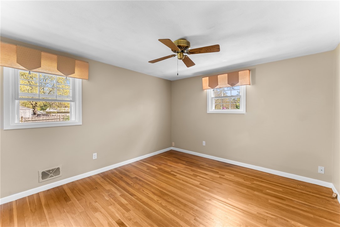 91 Hilton Road Warwick, RI 02889 - Photo 22 of 46