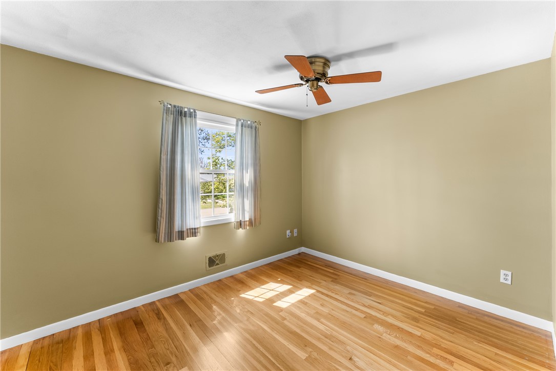 91 Hilton Road Warwick, RI 02889 - Photo 26 of 46