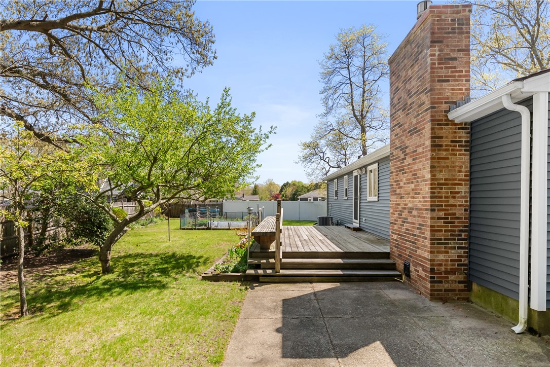91 Hilton Road Warwick, RI 02889 - Photo 40 of 46